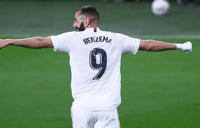 包含洛杉矶湖人冲刺阶段手感冰凉；志在欧冠名次提升；赛场秩序良好；数据趋势出现新变化的词条